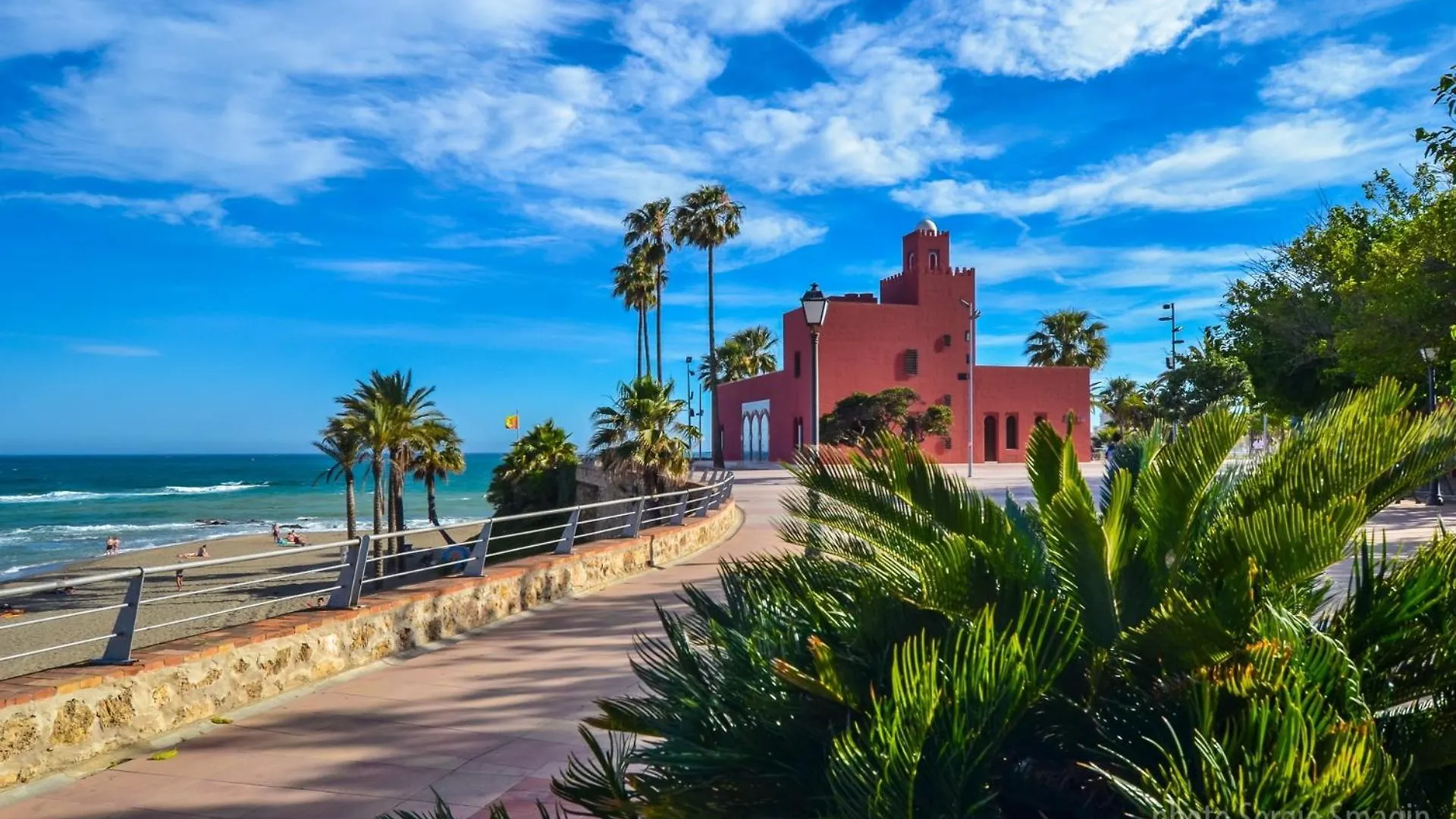 Los patos I Apartamentos - Segunda línea de playa - PARKING GRATIS - PISCINA - EXCELENTE CONEXION WIFI Benalmádena